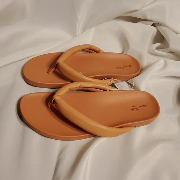 Universal Thread Orange Jewel Contour Flip Flops - Picture 5 of 6